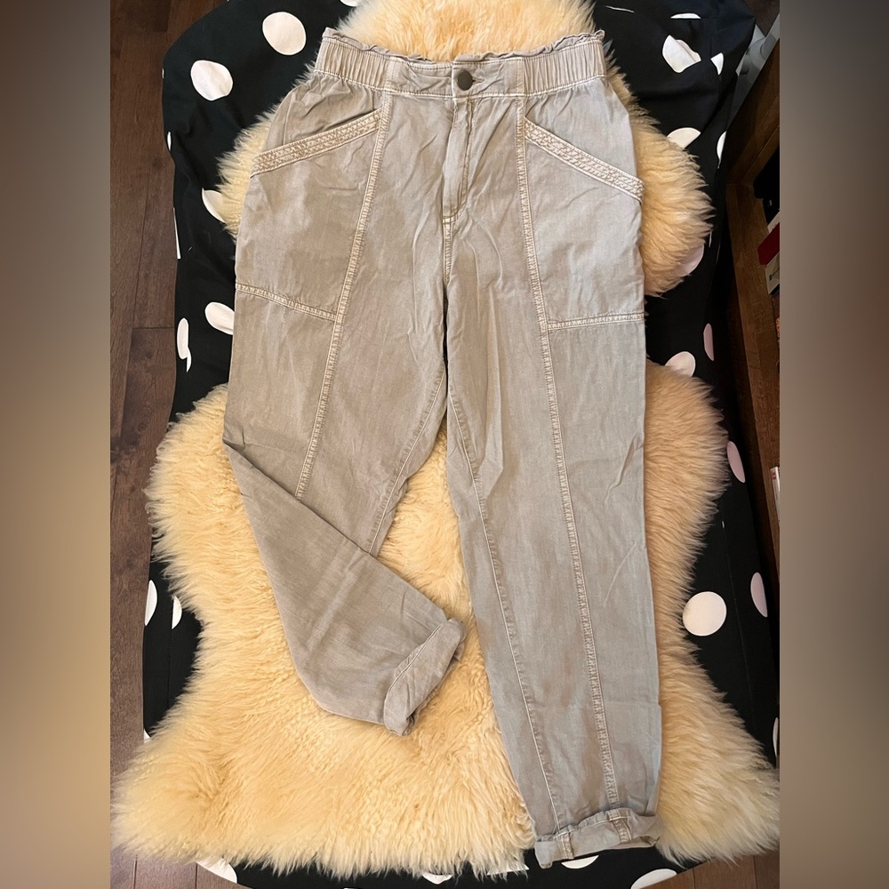 NWOT Old Navy slouchy pants, khaki - Picture 1 of 7